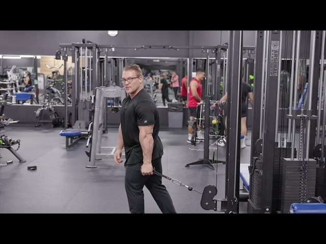 Single Arm Incline Cable Hammer Curl