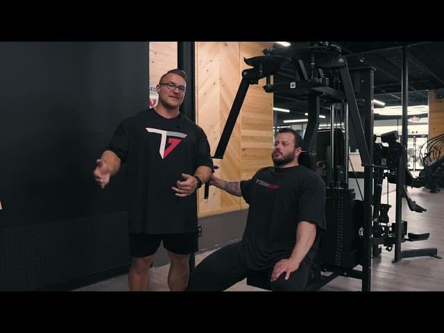 Single Arm Pec Deck Fly