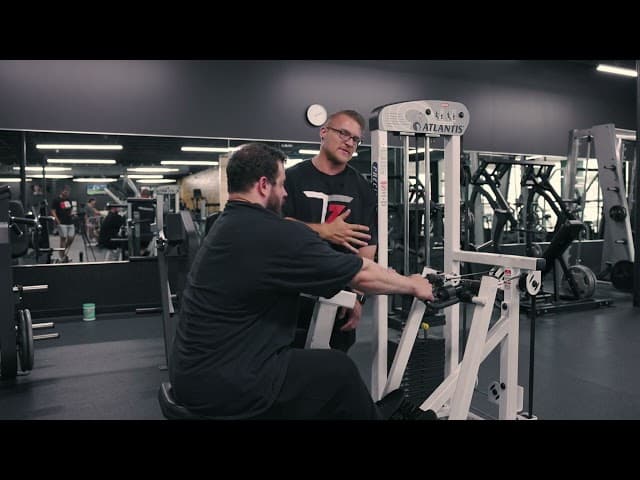 Pin Loaded Machine Upper Back Row