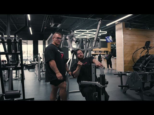 Hammer Strength Under Handed Pulldown