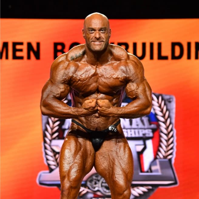 Tavish Steele